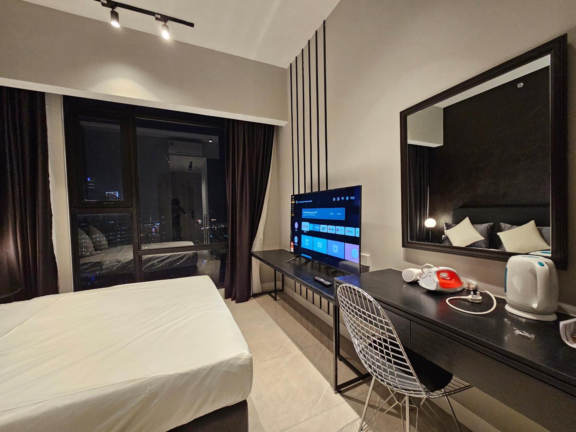1 Min To Pavilion Bukit Bintang Luna Suites Kuala Lumpur Exterior photo